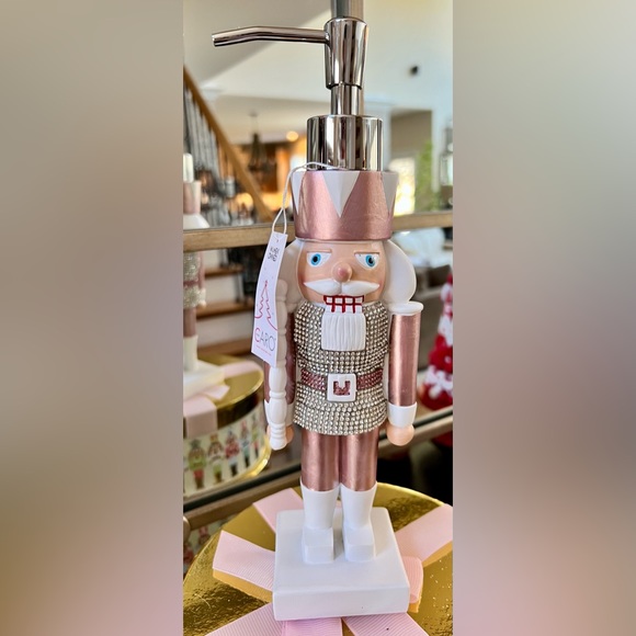 Holiday New Pink Nutcracker Soap Dispenser Shiny Pink With